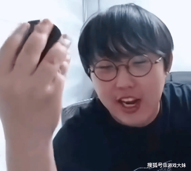 世界冠军imp相亲被对方嫌弃，一说是直播打游戏的，对方直接不理人了