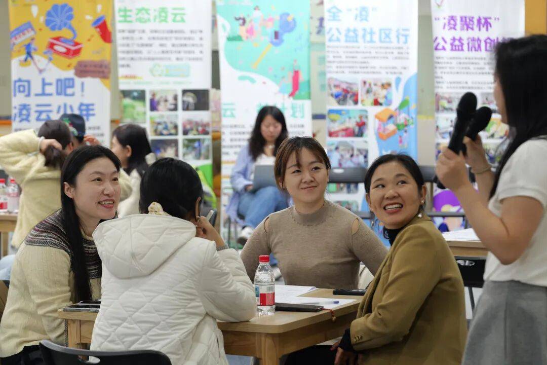 从0到(dào)1！她们在這(zhè)里找(zhǎo)到(dào)轻創(chuàng)業(yè)的“金钥匙”